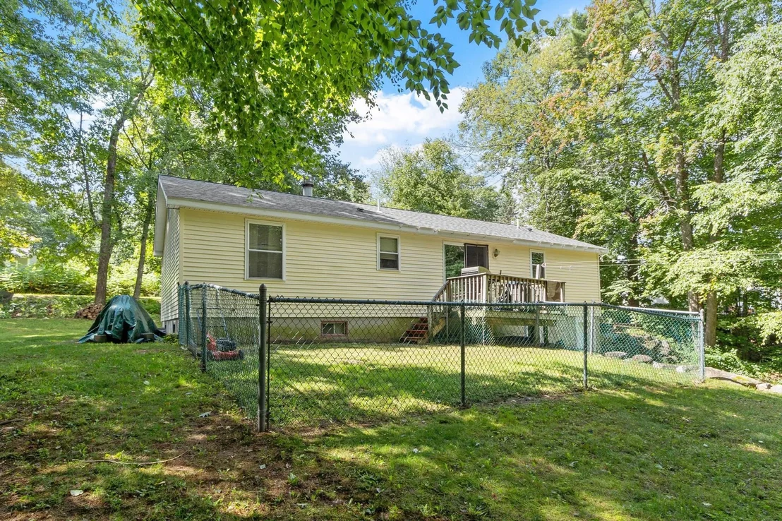 Photo of 64 Mystery Ln