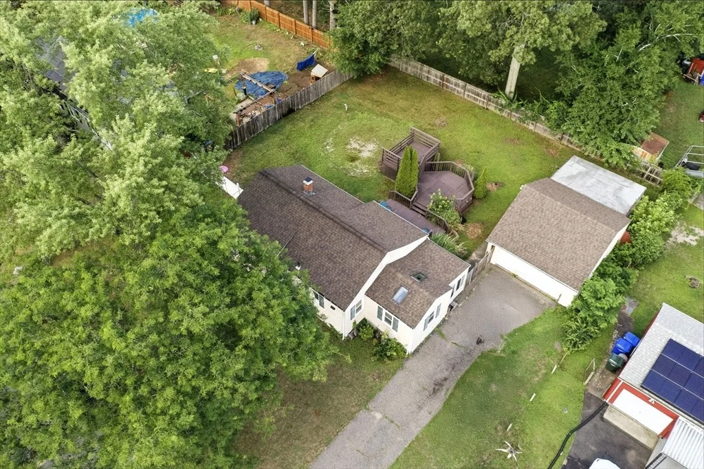 Photo of 35 Juniper Dr