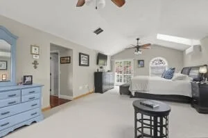Photo of 5 Lancaster Ln