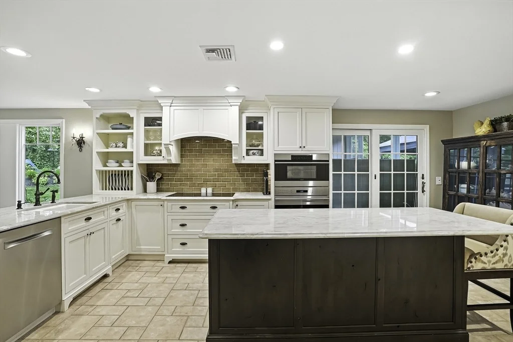 Photo of 9 Oak Hill Road