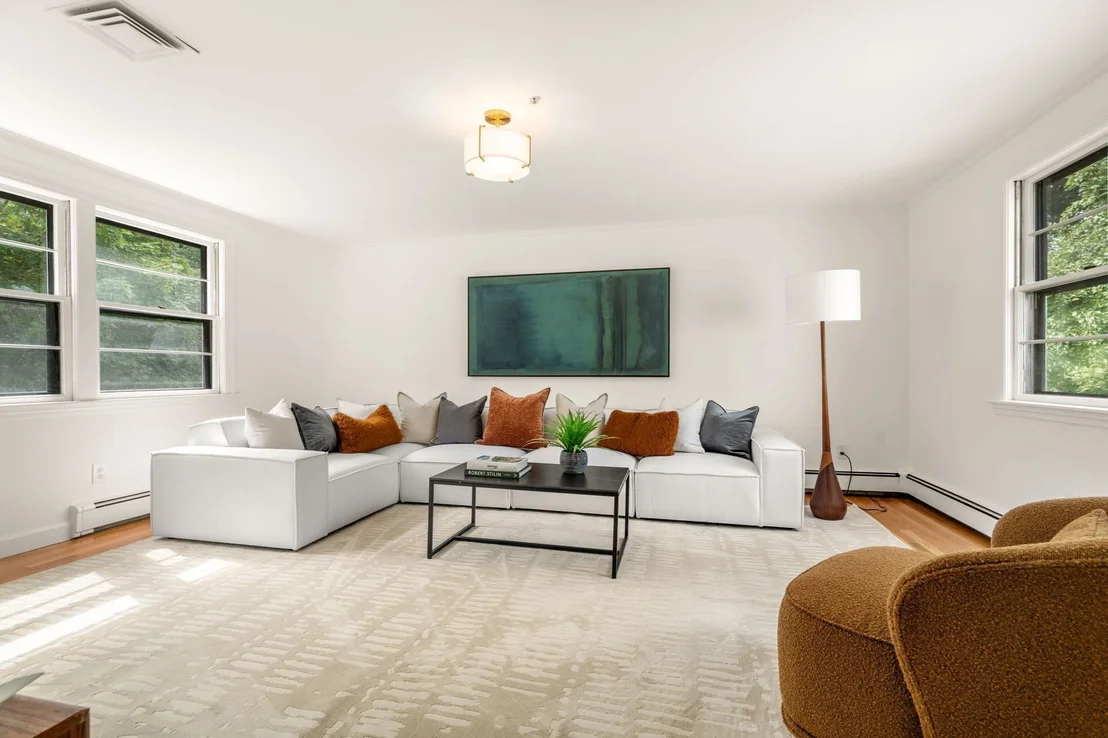 Photo of 43 Meredith Circle