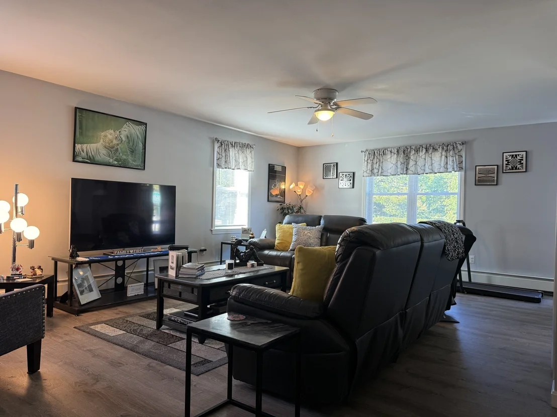 Photo of 342 Onset Ave