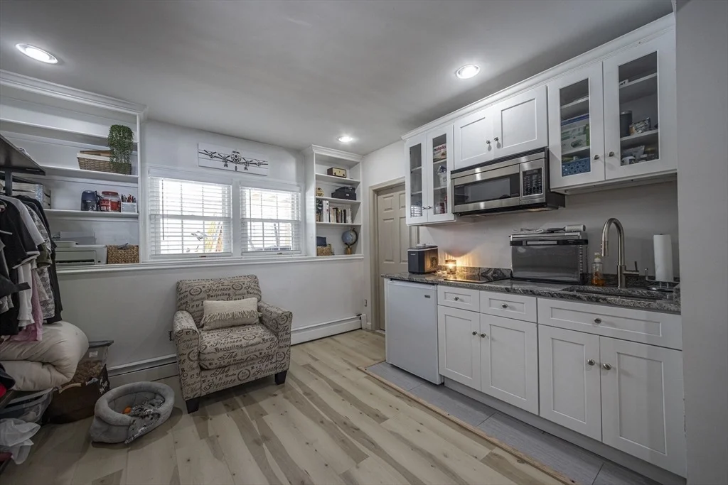 Photo of 31 Johnson Cir