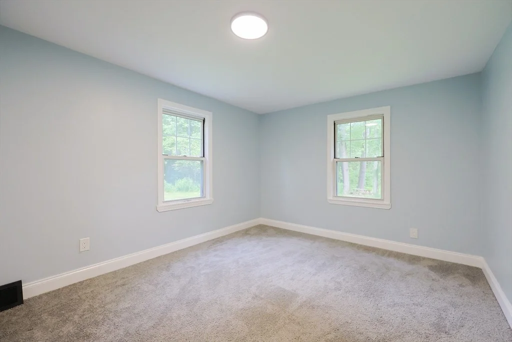 Photo of 25 Bailey Rd
