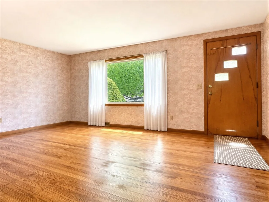 Photo of 194 Brookside Circle