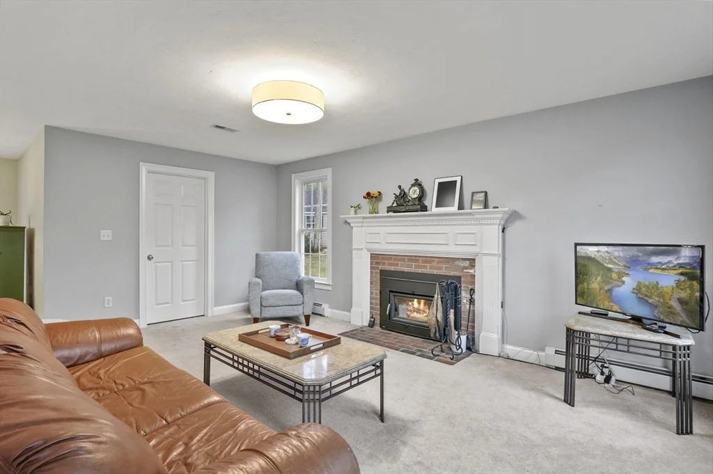 Photo of 7 Minuteman Lane