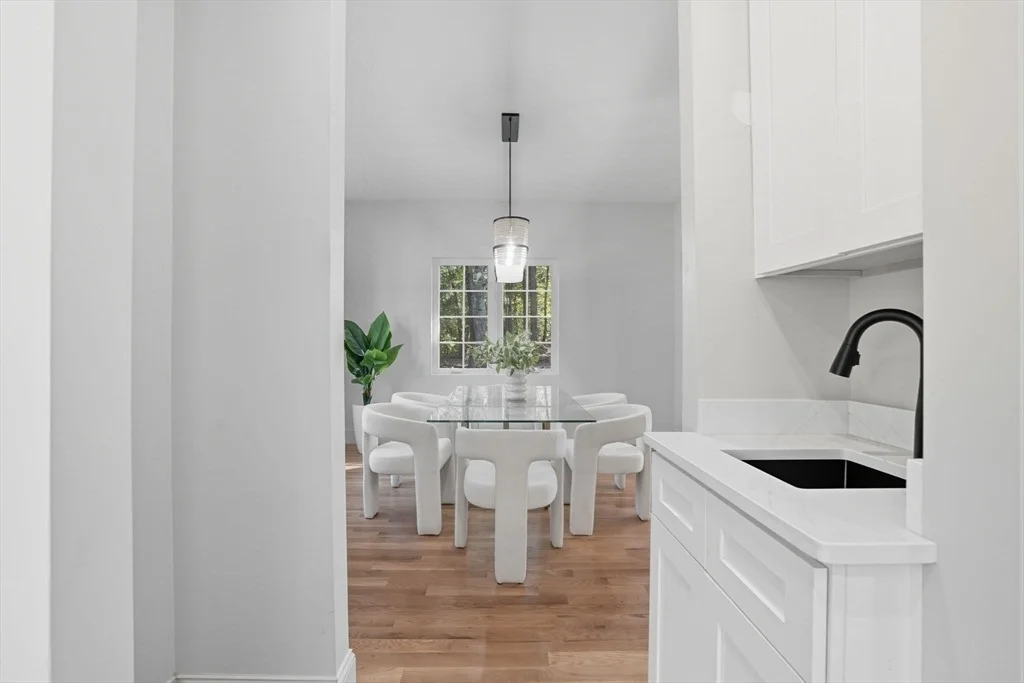 Photo of 9 Lovis Ave