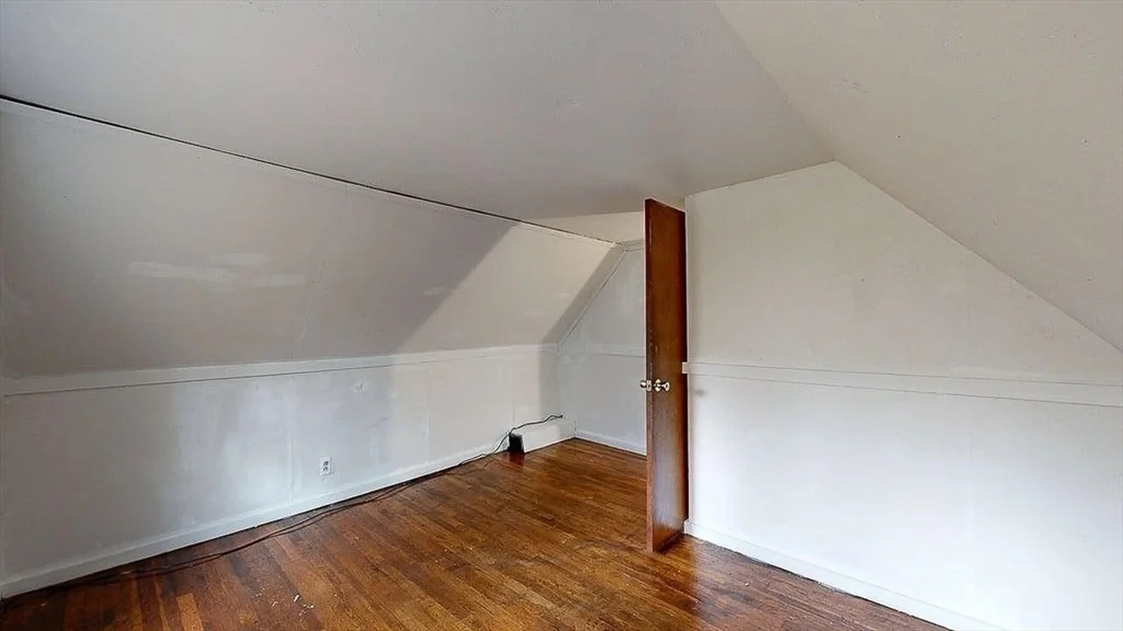 Photo of 450 Mount Wayte Ave