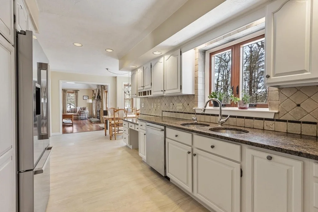 Photo of 9 Blanchard Rd