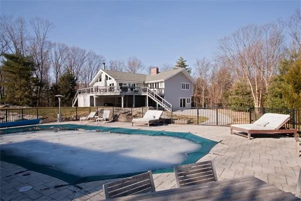 Photo of 150 Hickory Road