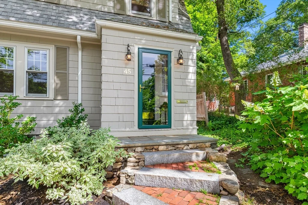 Photo of 45 Pine Ridge Road