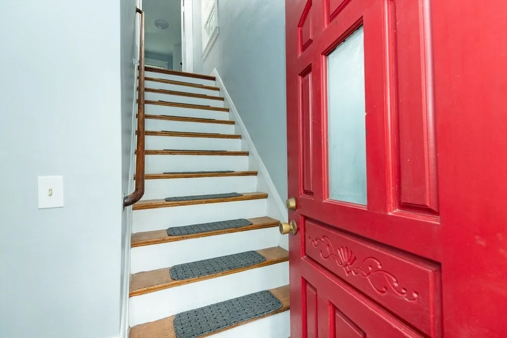 Photo of 8 Newcomb Avenue