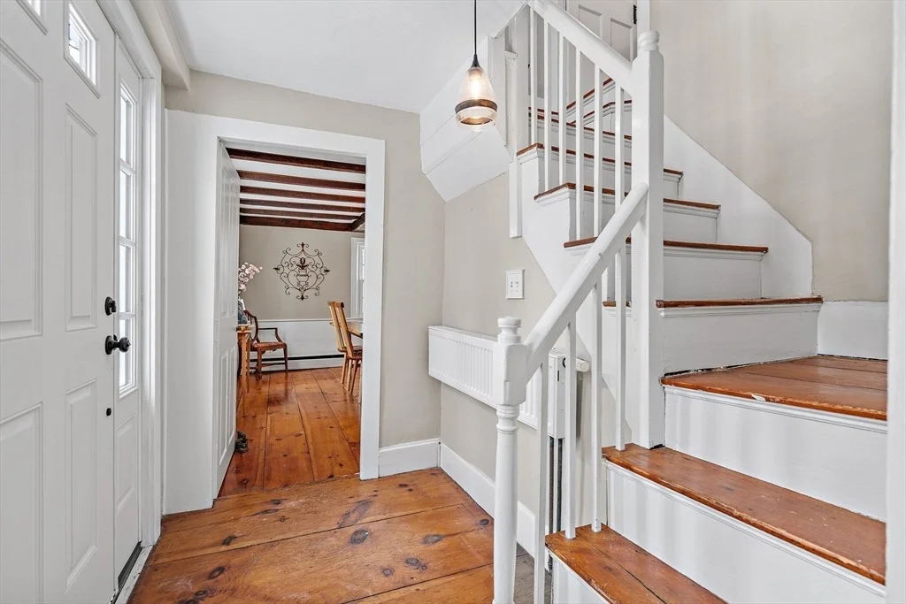 Photo of 280 W Acton Road