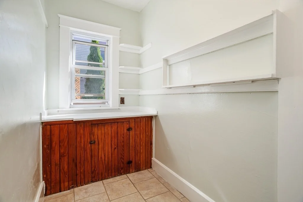 Photo of 178 Walnut St