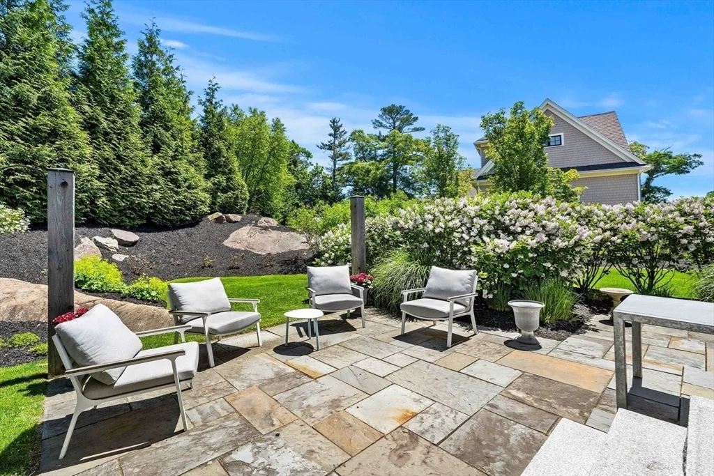 Photo of 45 Whitehall Cir