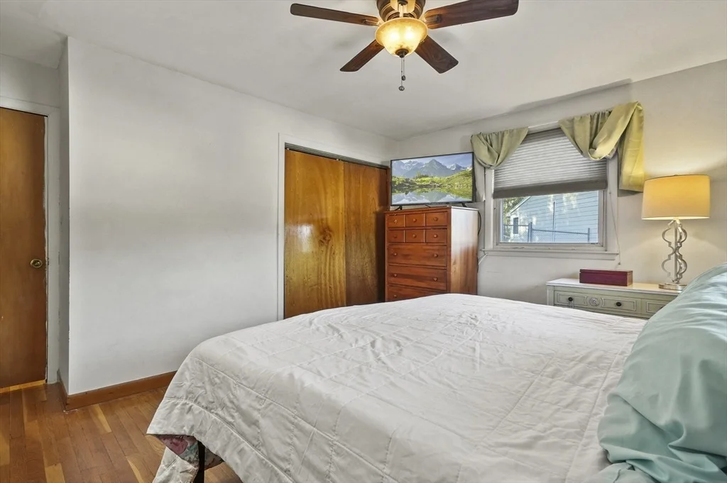 Photo of 105 Commonwealth Road