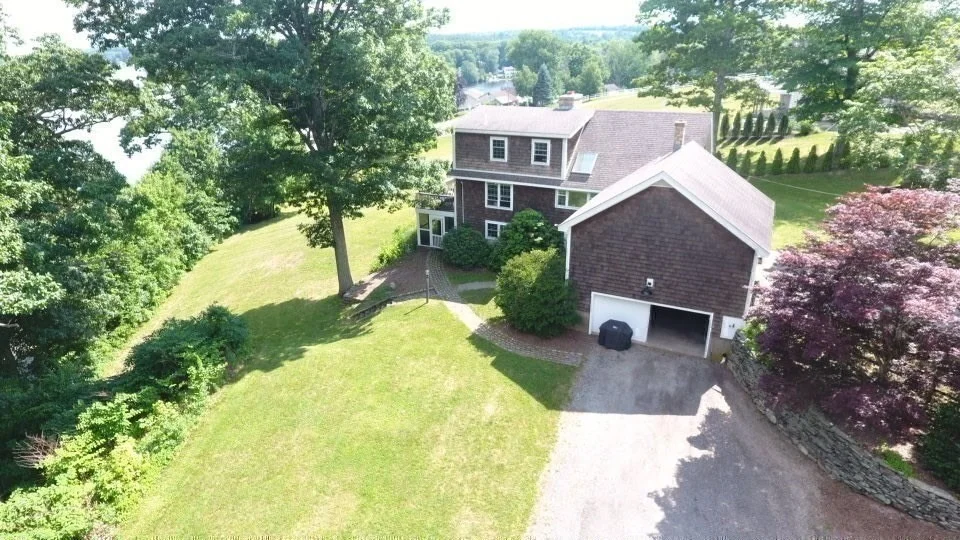 Photo of 77 Chickering Rd