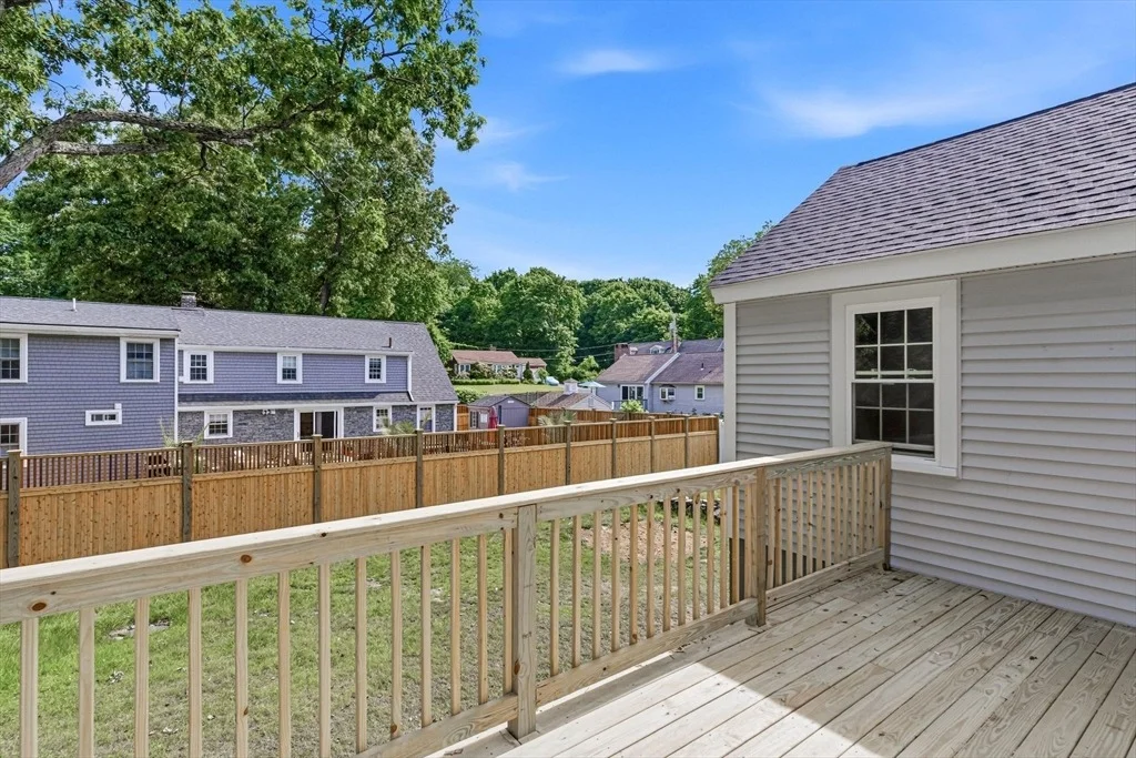 Photo of 95 Circle Dr