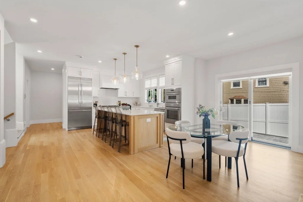 Photo of 265 Weston Rd