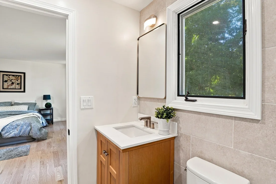 Photo of 27 Robert Rd