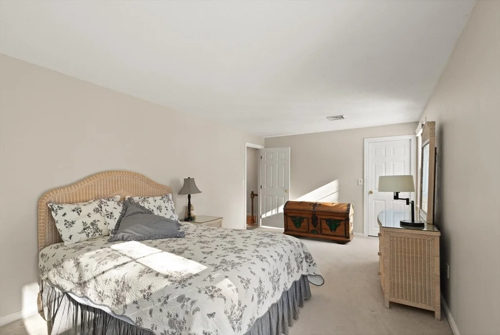 Photo of Unit 6 at 6 Greystone