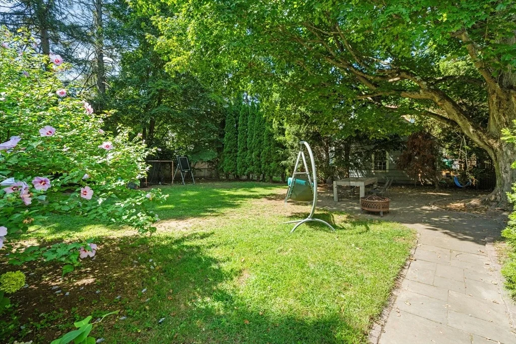 Photo of 24 Holland St