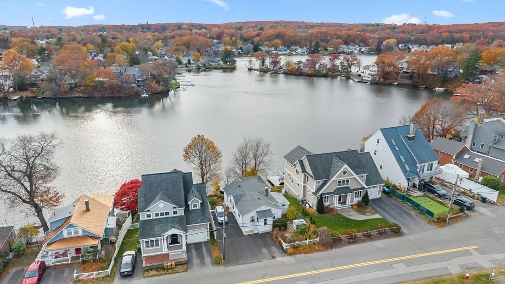 Photo of 21 Edgemere Blvd