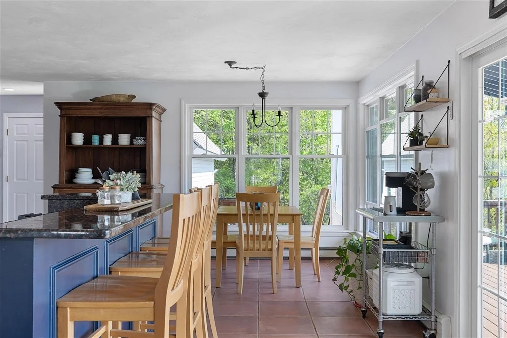 Photo of 152 Mountain Rd