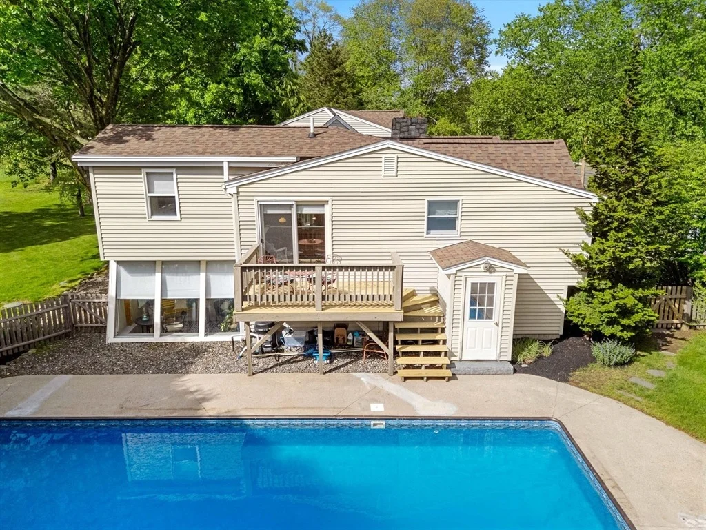 Photo of 81 Lowell Blvd