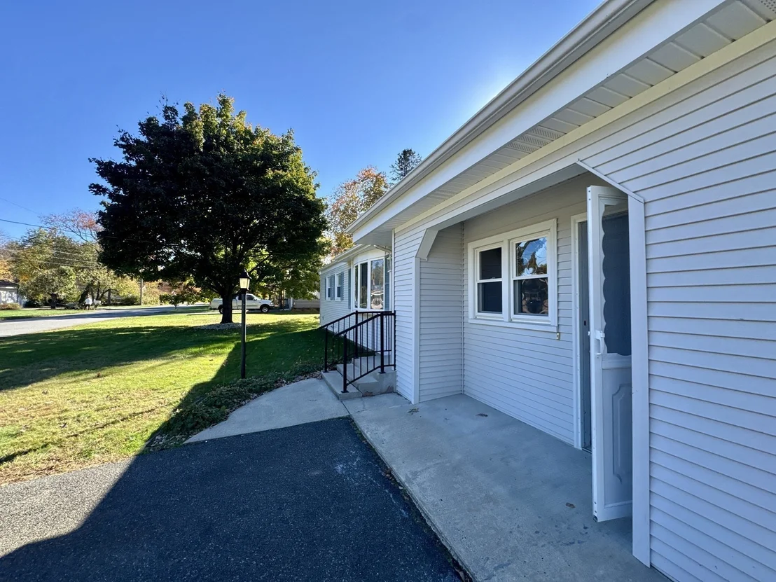 Photo of 18 Cedar Oak Lane