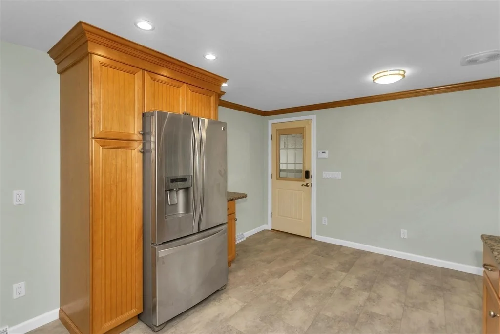 Photo of 192 Gardens Dr