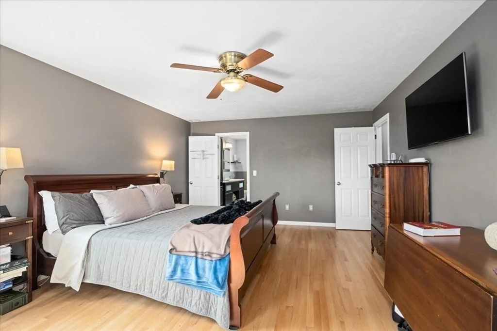 Photo of 14 Goddard Dr