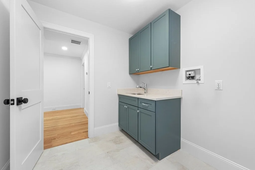 Photo of 93 Hathaway Circle