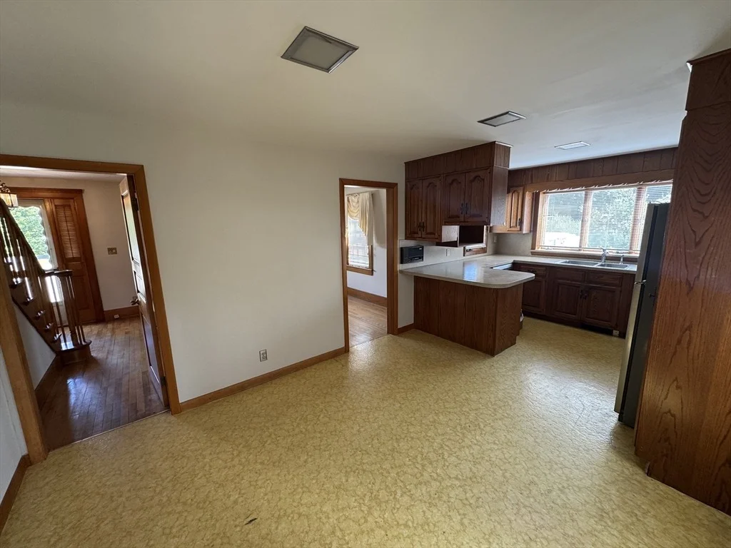 Photo of 42 Benjamin Rd