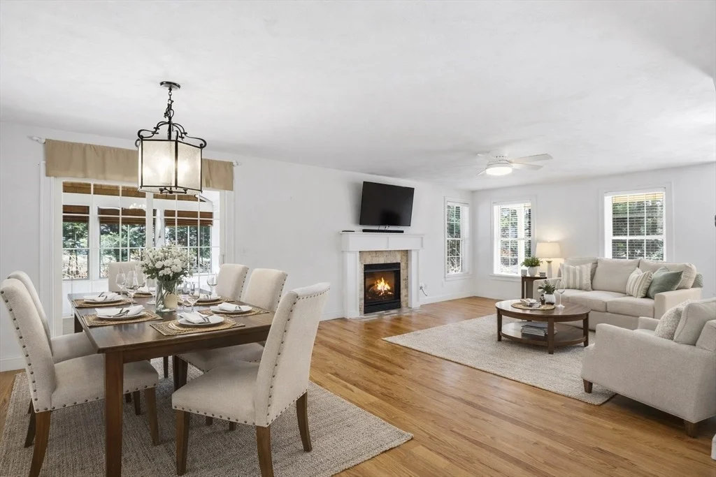 Photo of 8 Winterberry Ln