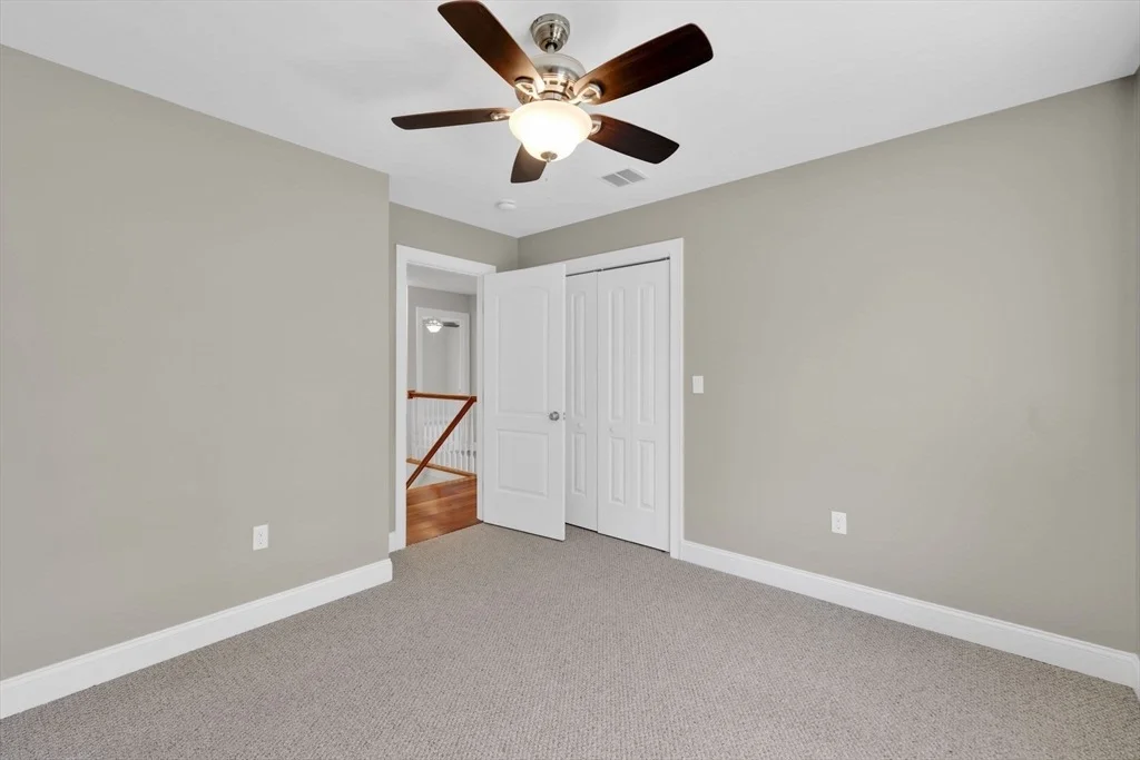 Photo of 27 Kibbe Ln