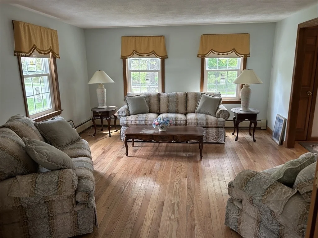 Photo of 9 College Pond Drive