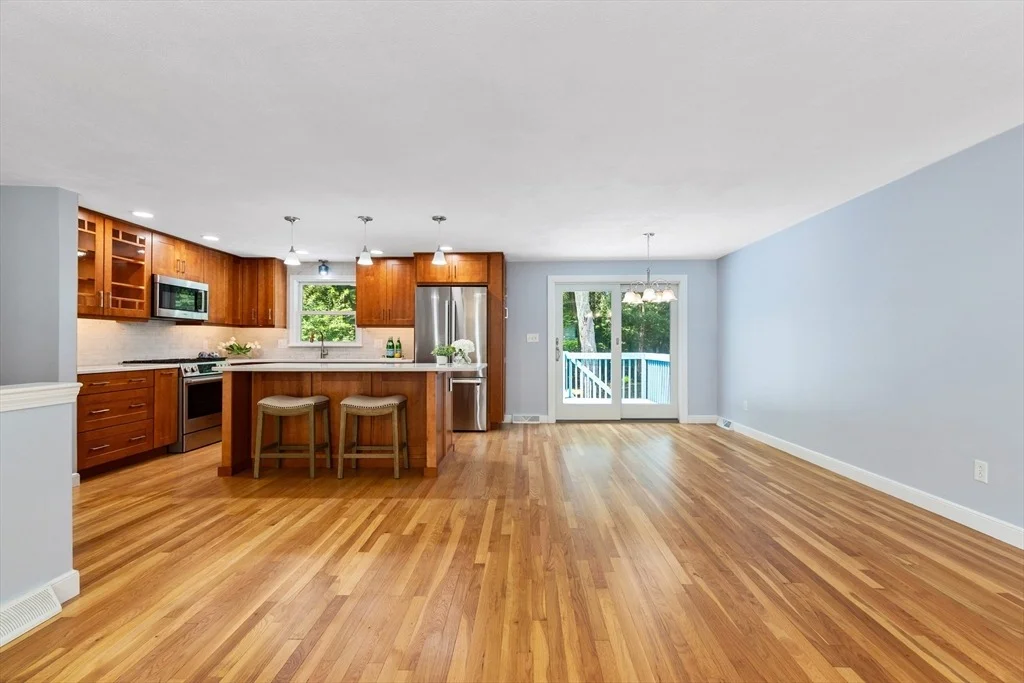 Photo of 40 Crystal Cir