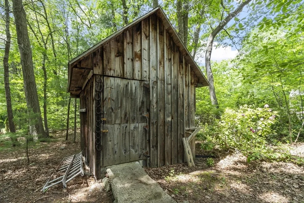 Photo of 12 Abbott Lane