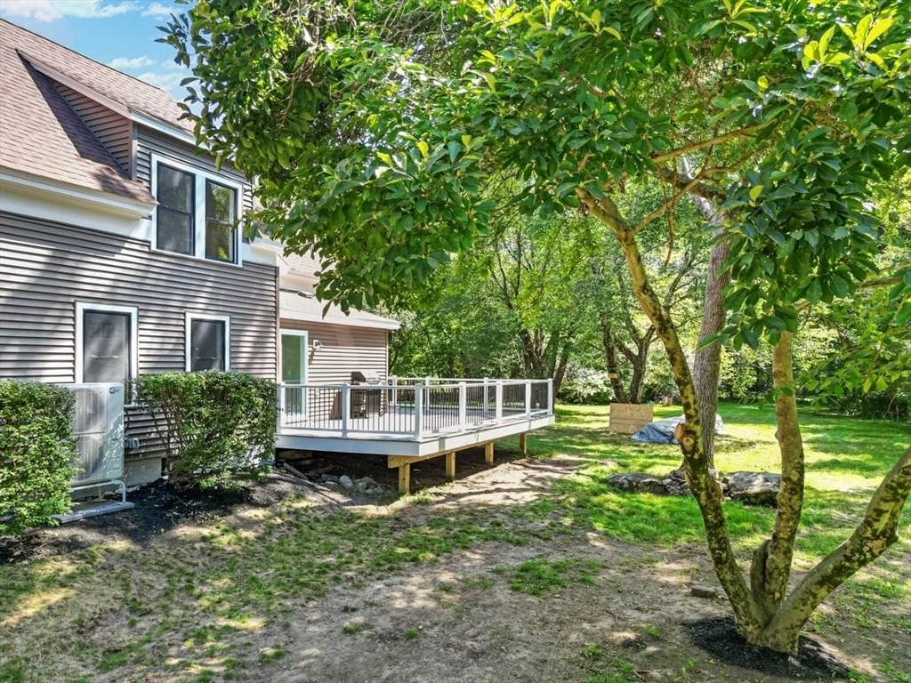 Photo of 711 Ware St