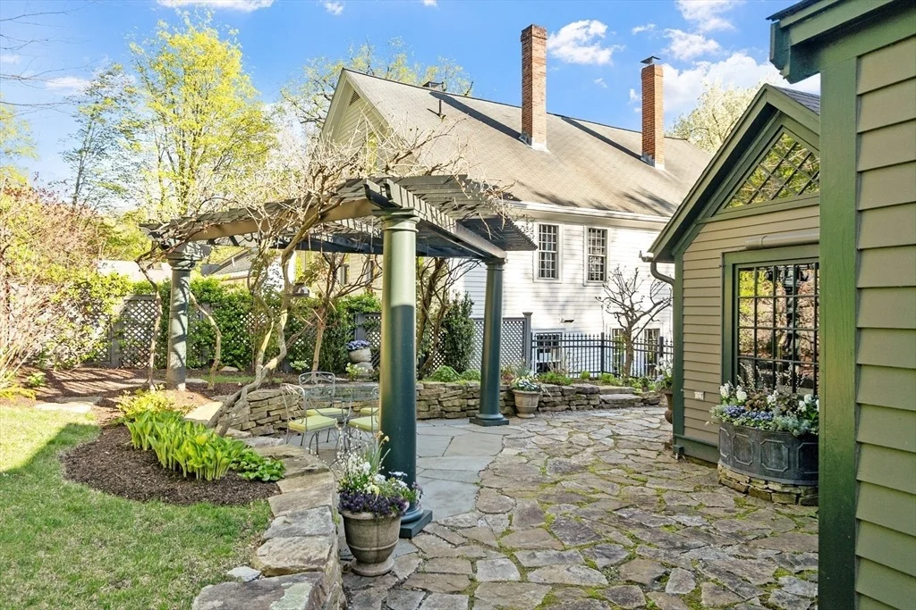 Photo of 23 Lexington Road