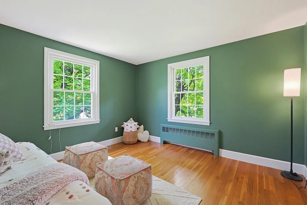 Photo of 281 Scott Rd