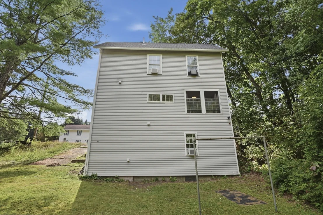 Photo of 111 Pinedale Avenue