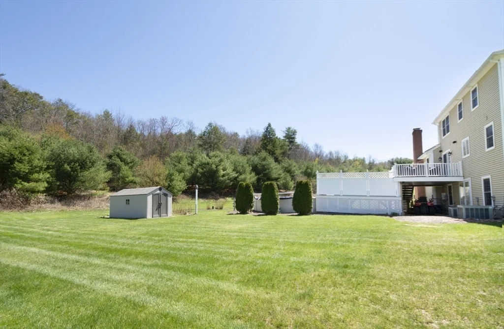 Photo of 70 Skyline Dr