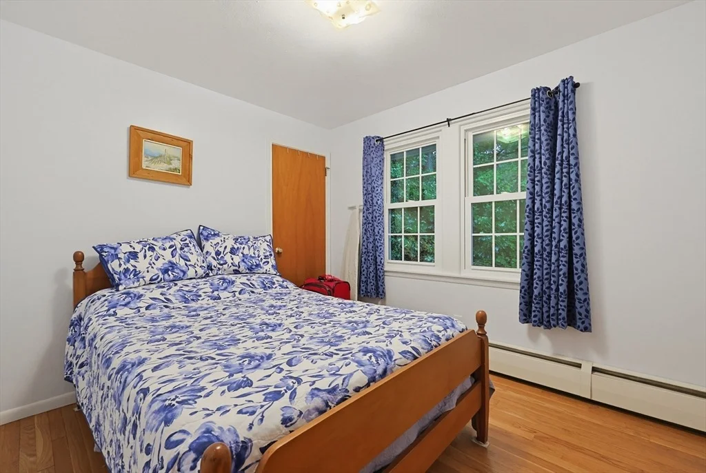 Photo of 32 Saratoga Drive