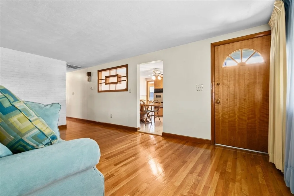 Photo of 33 Lantern Rd