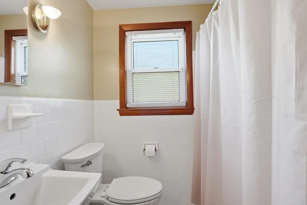 Photo of 57 Allen Ave