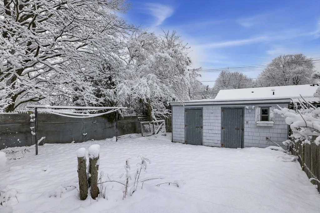 Photo of 6 Laurine Rd