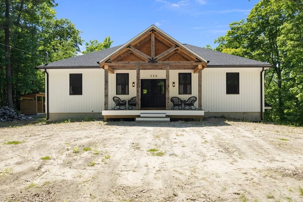 Photo of 115 Webster Road