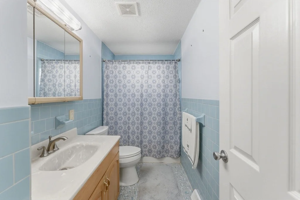 Photo of 76 Lake St